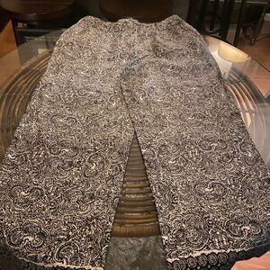 NWOT LOFT Elegant Paisley Print Trousers